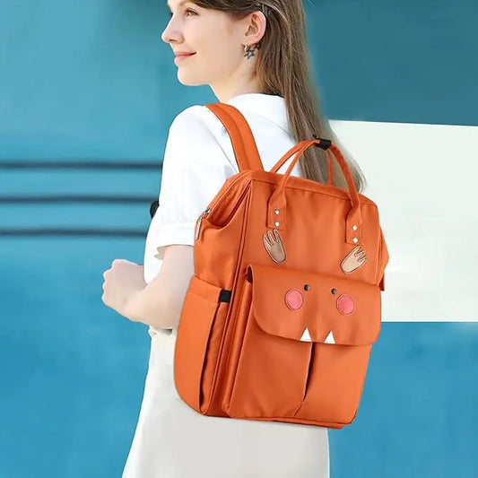 femme porte grand sac a langer