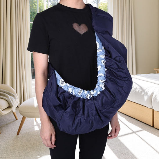 maman avec porte bebe banane