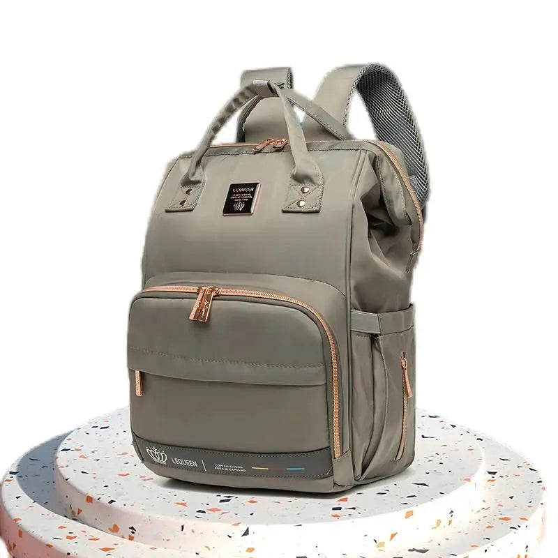 sac a langer bebe sur tribune