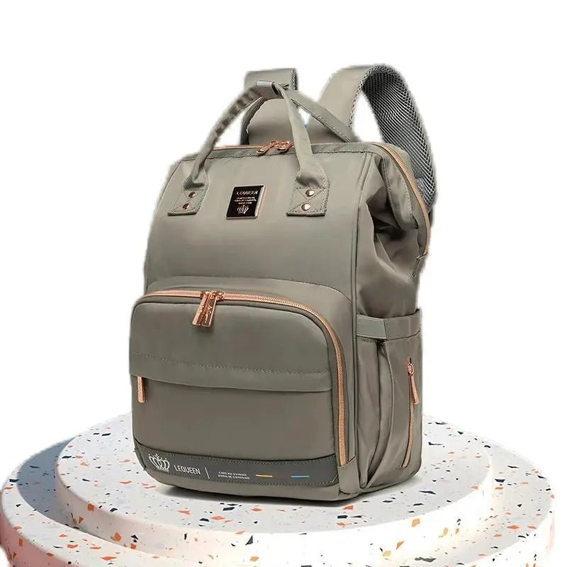 sac à langer bébé sur tribune