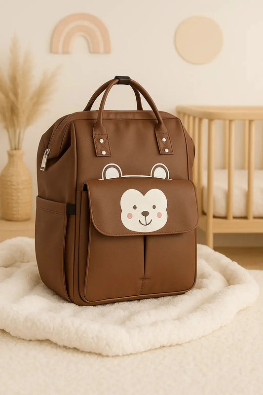 sac a langer marron debout