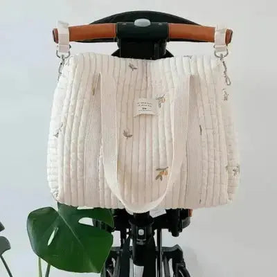 sac a langer matelasse suspendu sur poussette