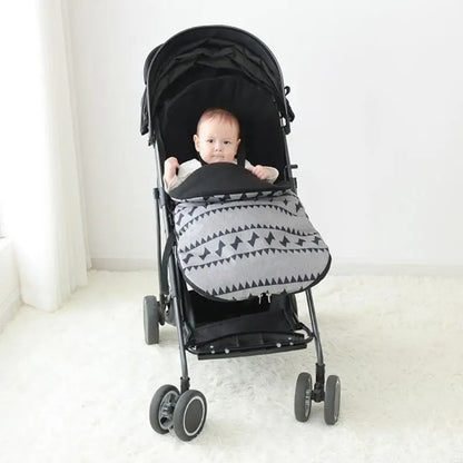 bebe salon leve main dans chanceliere bebe confort