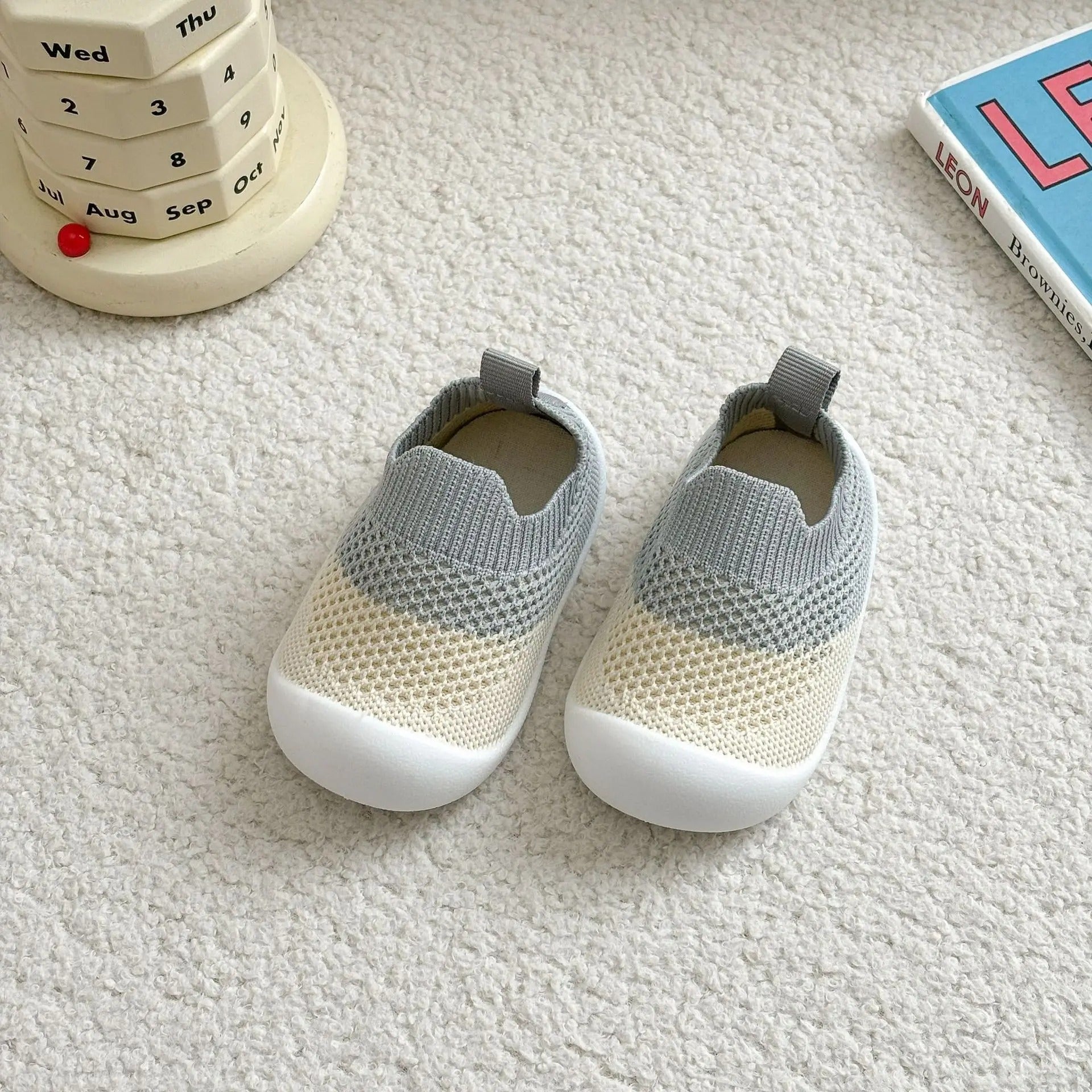 chaussure bebe de marche bleu ciel