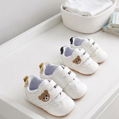 Chaussure bebe de marche