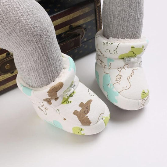 enfant porte des chaussures physiologique bebe botte