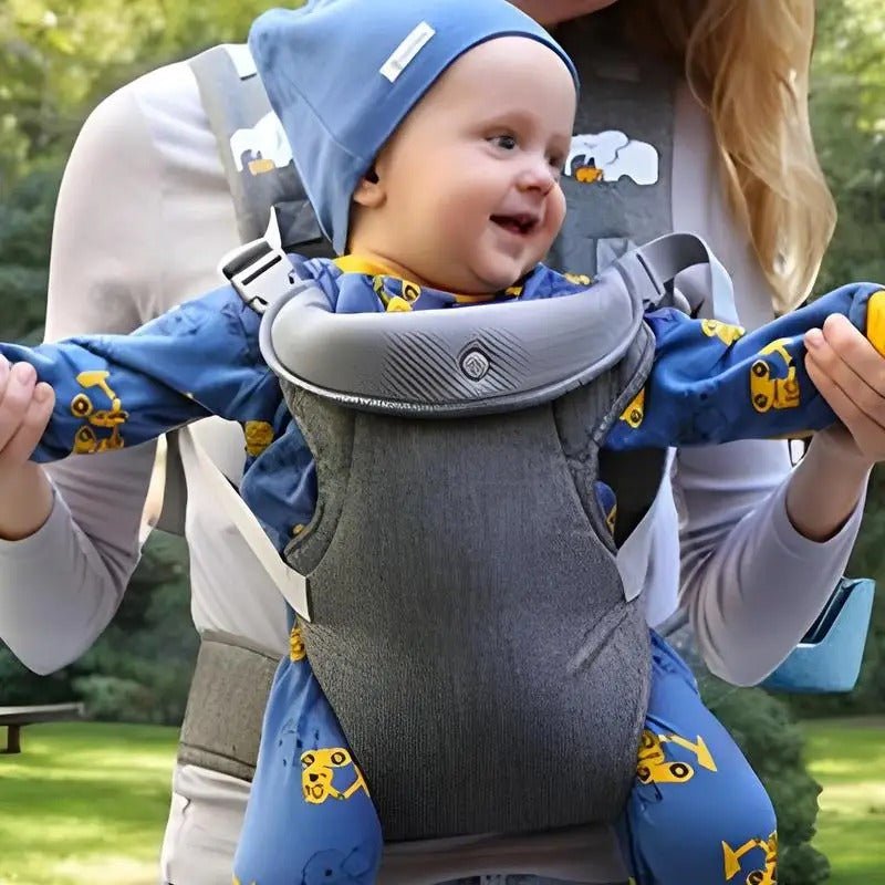 maman avec bebe porte bebe 18 mois