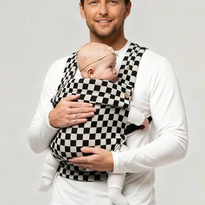 papa avec  bebe porte bebe des la naissance