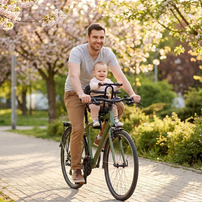 papa bebe dans porte velo bebe avant